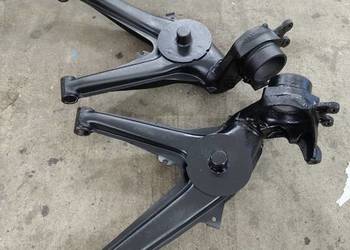 Wachacze pod tarcze BMW e30