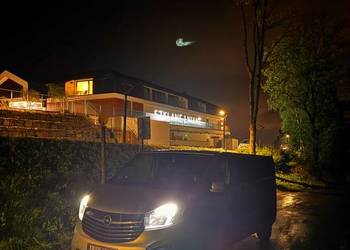 Wynajem busa 9-osobowego Opla Vivaro Transport Gości Weselnych