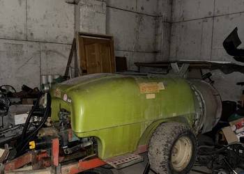 Opryskiwacz sadowniczy Munckhof 1000L