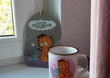 Vintage zestaw Garfield – kubek ceramiczny i szklana plakieta ścienna, Jim