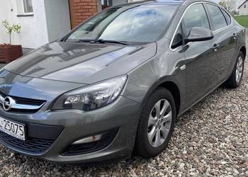 Opel Astra 2017 rok benzyna gaz jeden właściciel