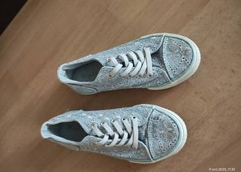 Koronkowe trampki trampeczki tenisówki dla dziewczynki Nelli Blu