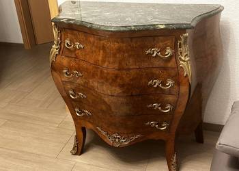 Piękna komoda na sprzedaż