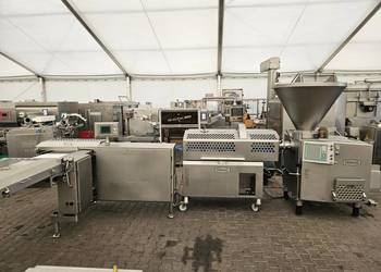Linia produkcyjna VEMAG nadziewarka HP12, układarka wielorzędowa