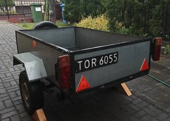 Przyczepa samochodowa