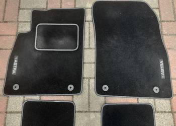 Dywaniki welurowe Astra J