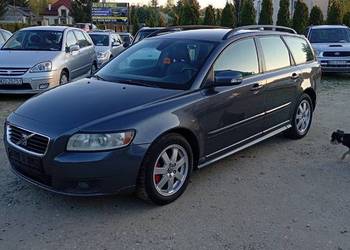 Sprzedam lub zamiana volvo v50 pakiet r d 2.0diesel Lift