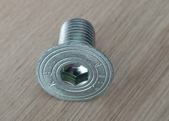 Śruba stożkowa imbus M16x30 10.9 skok gwintu 2,0 śr. łba 30mm 6szt 30zł