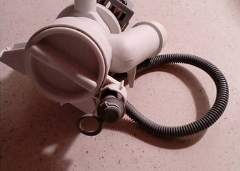 Pompa wodna Mod.M253 do pralki Candy / Hoover