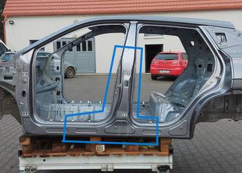 Chery Omoda 5 2024 próg lewy słupek środkowy lewa strona  omo5,654234252