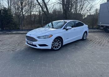 Ford Fusion Hybrid 2016 / HYBRYDA / automat / spalanie5L / zadbany / kamera
