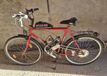 Rower z silnikiem spalinowym