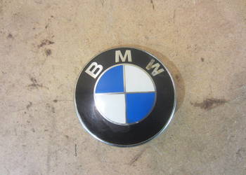 znaczek ornament klapy bagażnika logo bmw 8203864