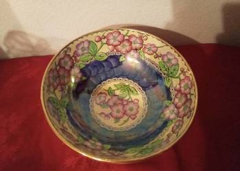 Wielka misa z motywem kwiatowym bogato zdobiona Maling New castle on Tyne