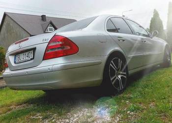 Mercedes Benz W211 2003r