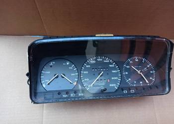 VW PASSAT B3 benzyna LICZNIK 357919033AJ