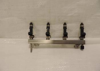 OPEL CORSA D 1.4 A14XER LISTWA WTRYSKOWA 55562258