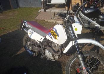 Suzuki dr 125