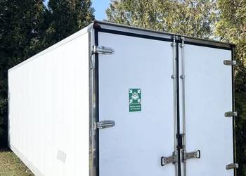 Kontener izoterma chłodnia zabudowa magazyn 6 metrów ładny