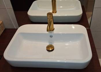 Umywalka Caspia Square na sprzedaż – nowa, z minimalnym defektem