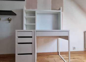 Ikea Micke biurko plus komoda plus nadstawka plus krzesło
