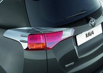 TOYOTA Rav4 Ramka oslona lampy tyl PZD38-0R005 OE