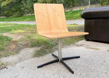 Fotel obrotowy ze sklejki vintage, minimalistyczny, architektoniczny