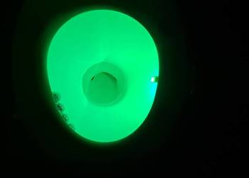 nowe lampki 18 kolorów do WC uruchamiane czujnikiem ruchu mam ich kilka cen