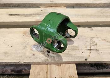 Łącznik półosi FWD John Deere 6155M, 6135R, 6140M