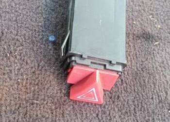 Włącznik Świateł Awaryjnych Audi A4 B5 FL (a-24)