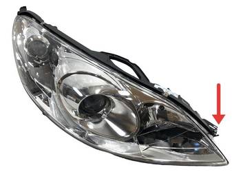 PEUGEOT 407 Sedan 05.2004-12.2010 Reflektor lampa przód przedni prawy
