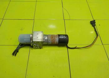 AUDI A3 8P II 2.0 TFSI 08r pompa dachu 1042219