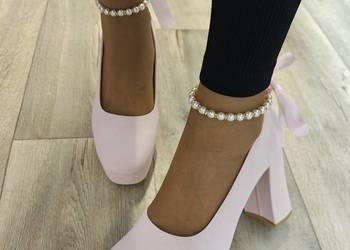 (41/42) Różowe, pudrowe bogato zdobione czółenka wieczorowe, NOWE