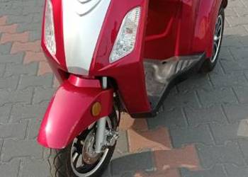 Motorower -pojazd elektryczny