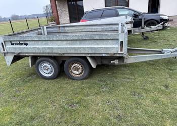 Przyczepa samochodowa 264/188