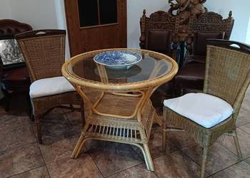 Zestaw ratanowy stół i dwa krzesła