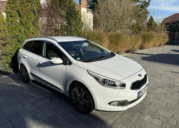 Kia Cee'd Zadbana bezwypadkowa - przepiękny perłowy kolor ! II (2012-)