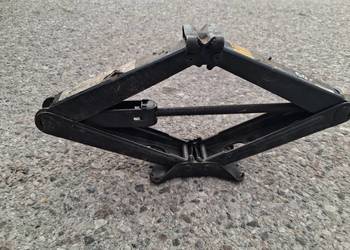 Lewarek samochodowy trapezowy okazja