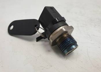 BMW E90 E91 2.0 D CZUJNIK PALIWA zawór 0281002869