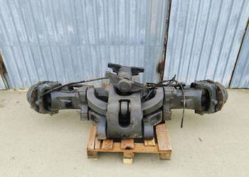 Claas Axion 840 C-Matic 13r 240KM Oś przód kompletna z amortyzacją