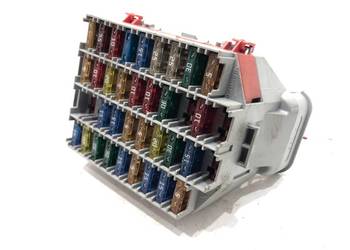 SKRZYNKA BEZPIECZNIKÓW VOLVO S60 I 9162439 Sedan/Limuzyna 00-10 2.4 17