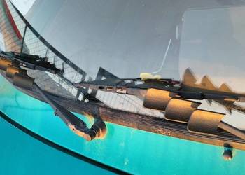 Fiat 126p - docisk wycieraczek