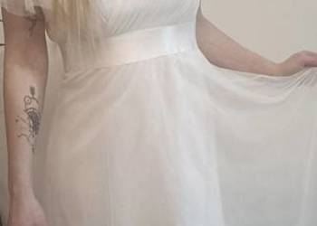 Suknia ślubna delikatna