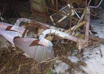 Pług dwuskibowy, bardzo dobry stan, okazyjna cena