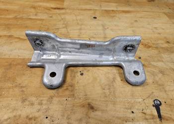 VW ID.4 UCHWYT PRAWY MOCOWANIE PRAWE BŁOTNIKA PRZEDNIEGO 11A821432