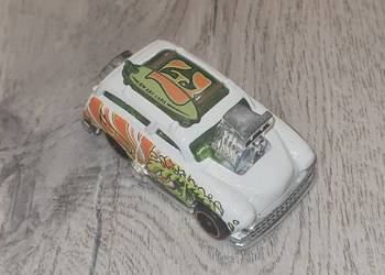 Autko samochód resorak Hot Wheels biało zielony
