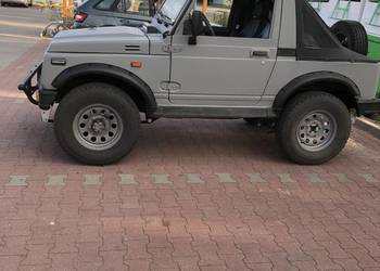 Suzuki Samurai
