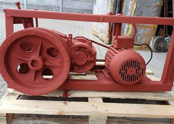 Sprzedam przekładnię z silnikiem trzyfazowym Sprzedam przekładnię z silnikiem trzyfazowym