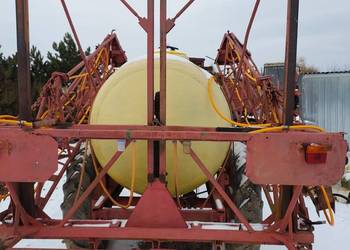 OPRYSKIWACZ 2000L 15M