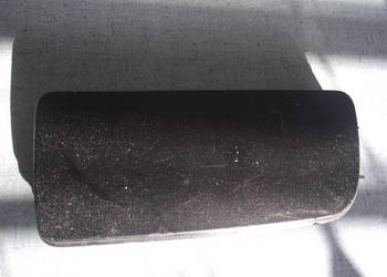 Bmw E 36. Zaślepka halogenu.